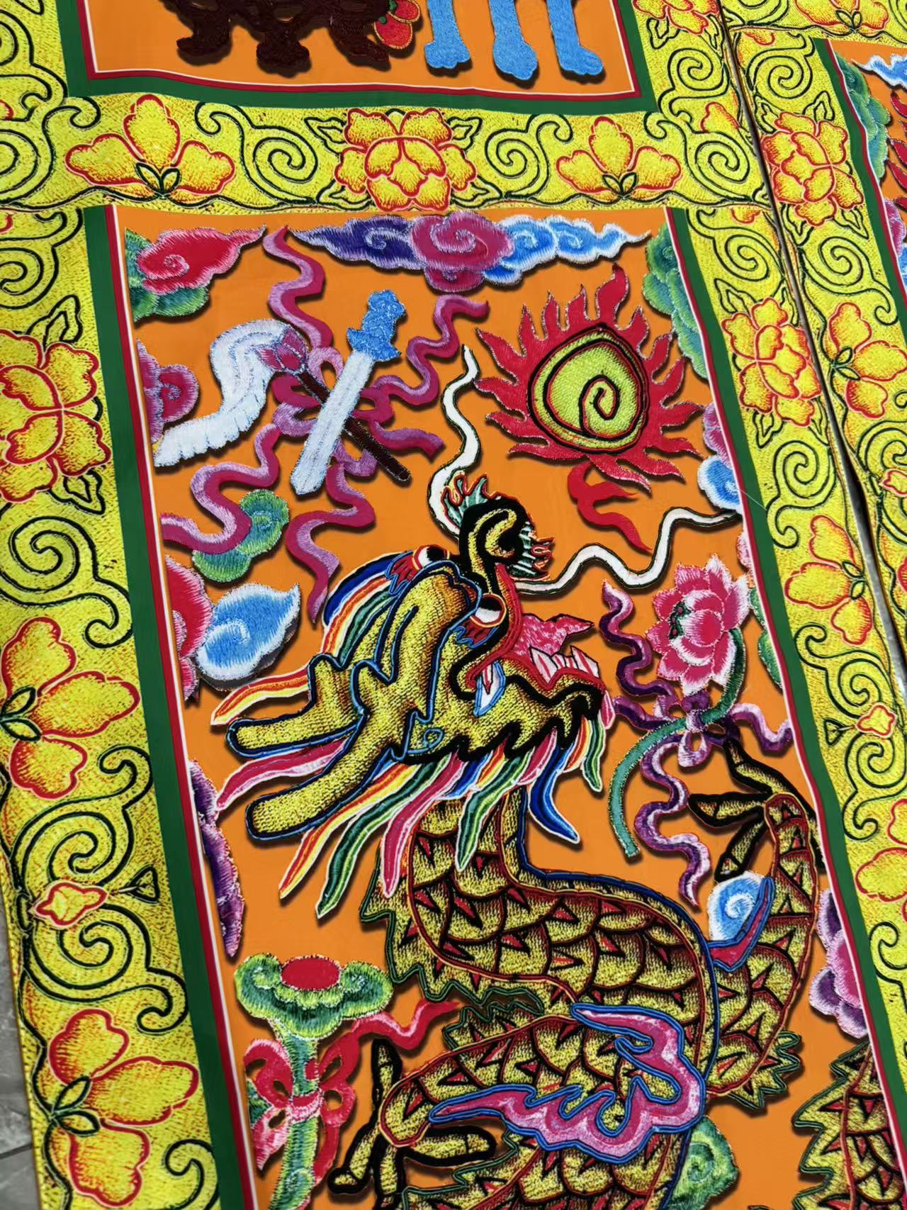 Pakyan 的近景纹样作品